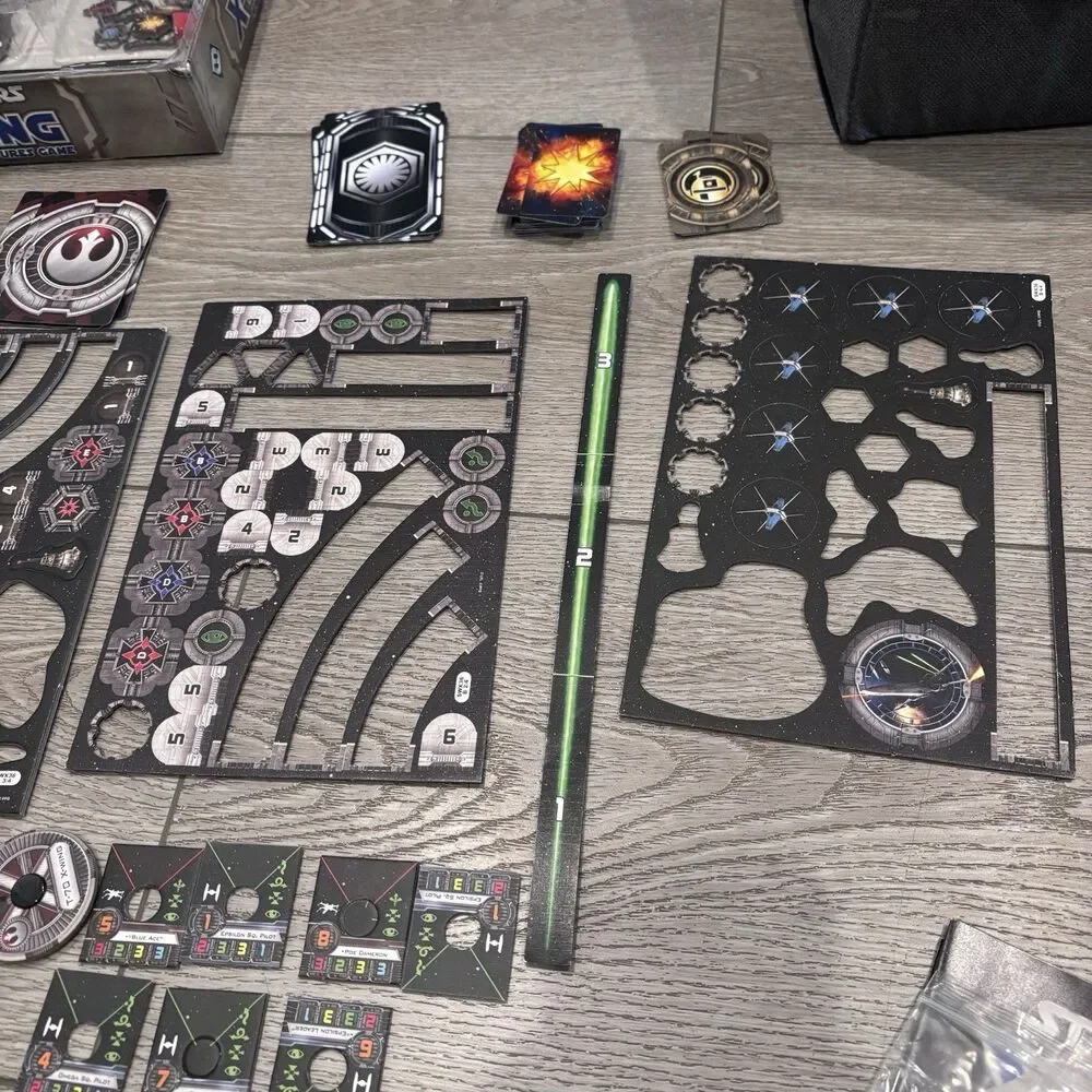 Star Wars X-Wing Miniatures Game‎ Core Set